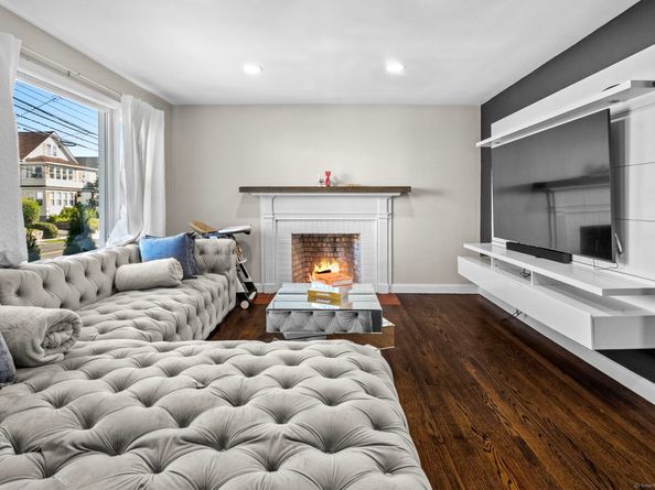 Undisclosed Address #24115192, Bridgeport CT 06606
