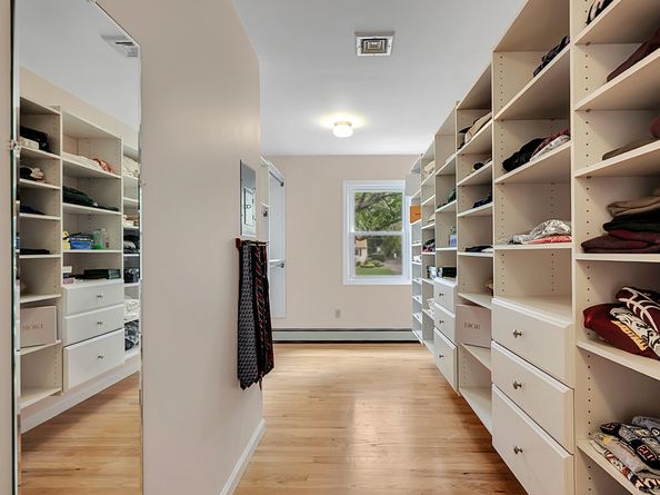 21 Hill Circle, Trumbull CT 06611
