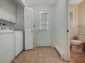 21 Hill Circle, Trumbull CT 06611