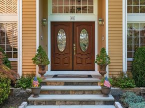60 Red Barn Road, Trumbull CT 06611