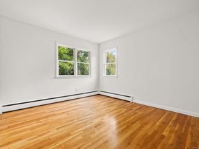 Undisclosed Address #24113392, New Canaan CT 06840
