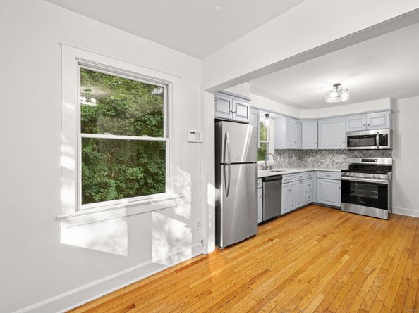 Undisclosed Address #24113392, New Canaan CT 06840