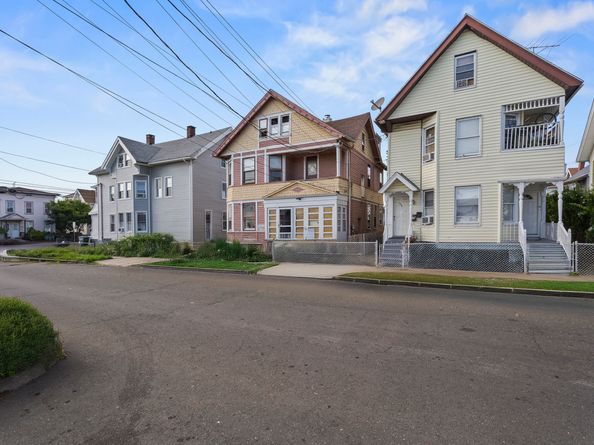 295 Shelton Street, Bridgeport CT 06608