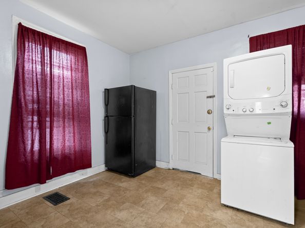 295 Shelton Street, Bridgeport CT 06608