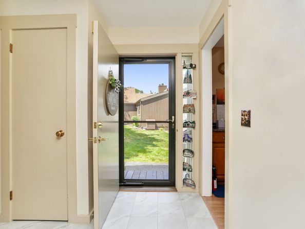288 Agawam Drive B, Stratford CT 06614