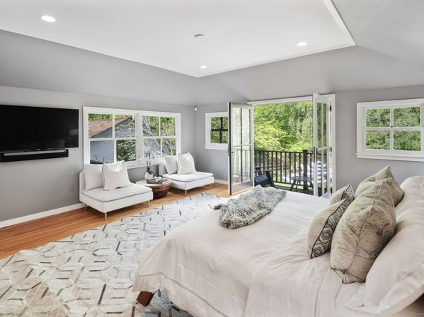 1580 Ponus Ridge, New Canaan CT 06840
