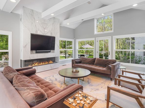 1580 Ponus Ridge, New Canaan CT 06840