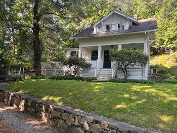 172 Roxbury Road