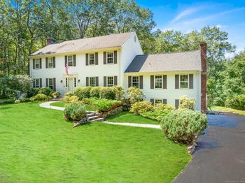 1038 West Road