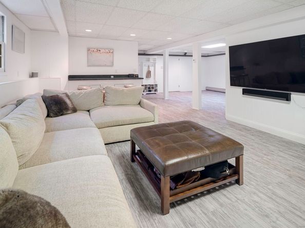 1038 West Road, New Canaan CT 06840