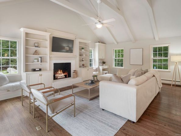 1038 West Road, New Canaan CT 06840