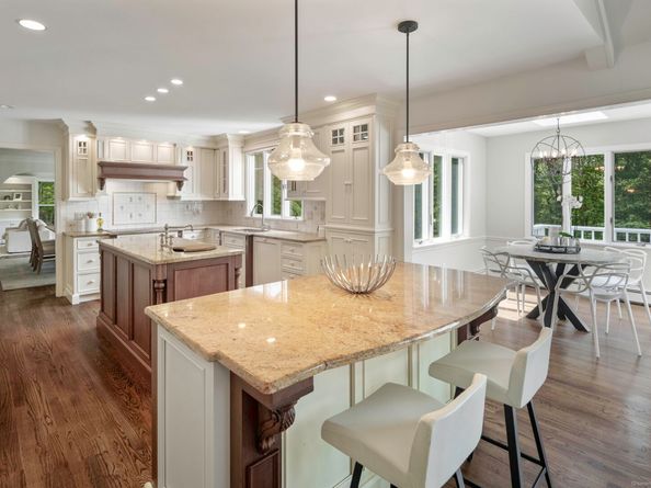 1038 West Road, New Canaan CT 06840