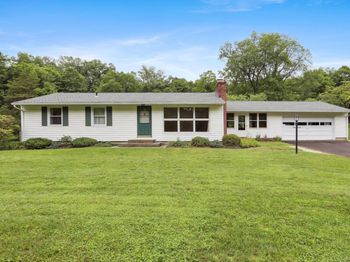 77 Old Middle Road
