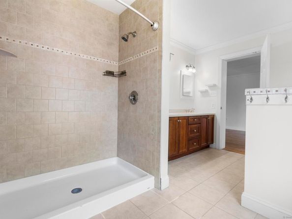 1-1/2 Colony Street, Norwalk CT 06851