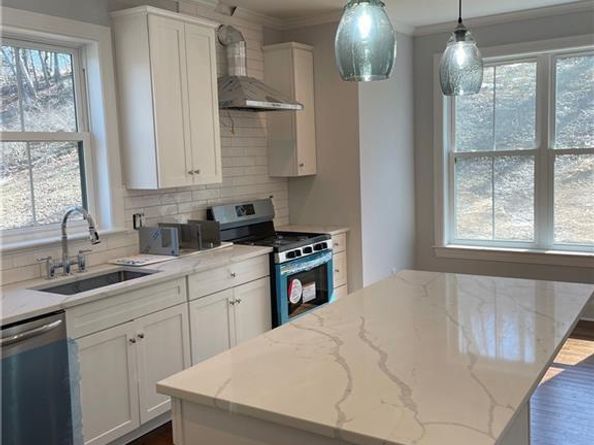 42 Long River Road, Sherman CT 06784