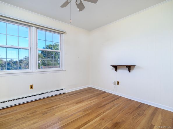 22 Hastings Lane, Stamford CT 06905