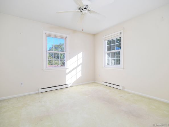 22 Hastings Lane, Stamford CT 06905