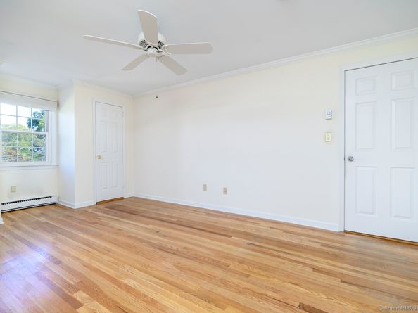 22 Hastings Lane, Stamford CT 06905