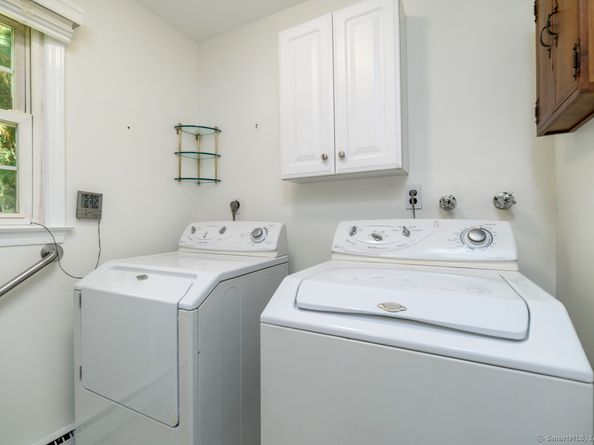 22 Hastings Lane, Stamford CT 06905