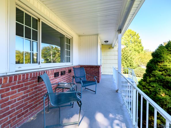 22 Hastings Lane, Stamford CT 06905