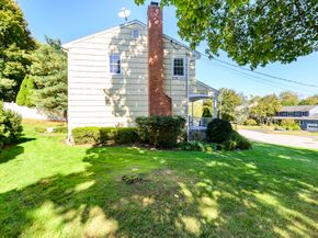 22 Hastings Lane, Stamford CT 06905
