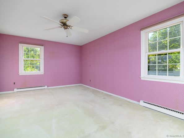 22 Hastings Lane, Stamford CT 06905