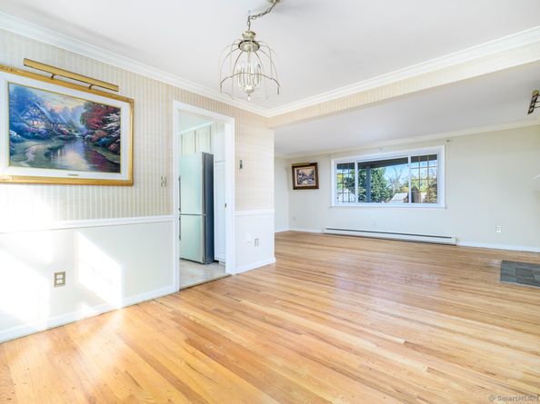 22 Hastings Lane, Stamford CT 06905