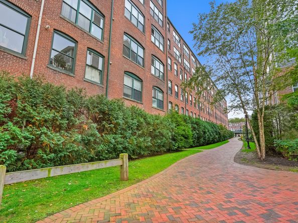 145 Canal Street 10, Shelton CT 06484