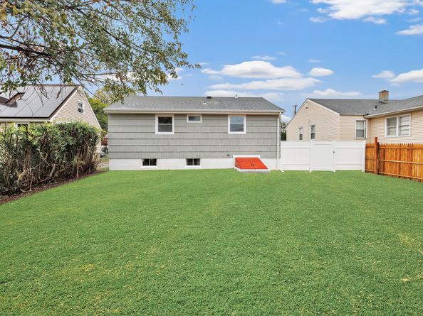 65 Masarik Avenue, Stratford CT 06615