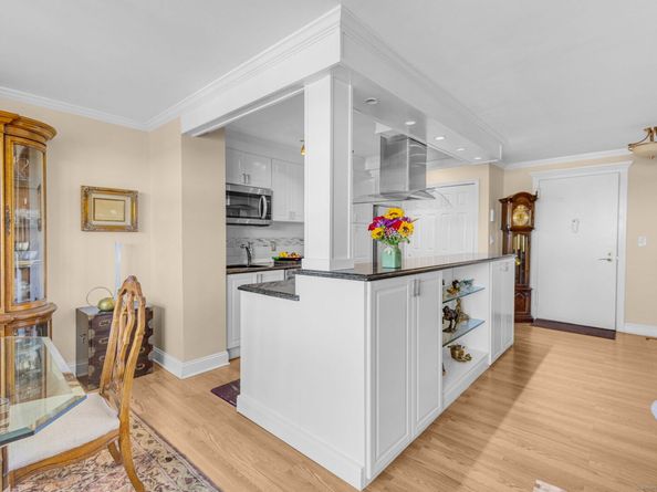 2625 Park Avenue 12L, Bridgeport CT 06604