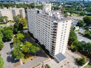 2625 Park Avenue 12L, Bridgeport CT 06604