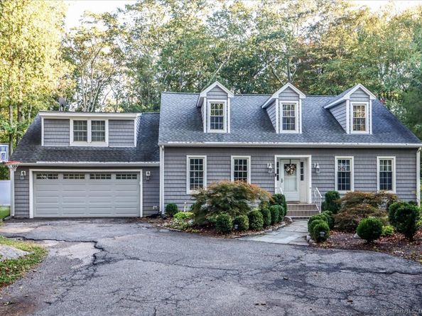 20 Puritan Valley Road, Brookfield CT 06804