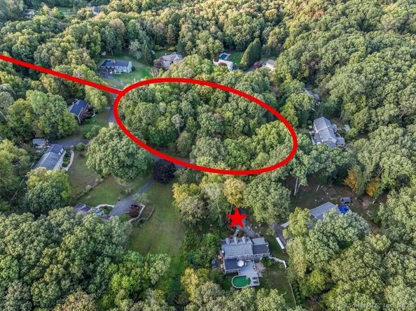 20 Puritan Valley Road, Brookfield CT 06804