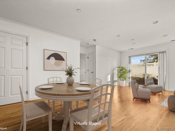 51 Forest Avenue APT 82, Greenwich CT 06870