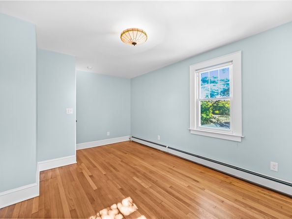 34 Lakeview Drive, Norwalk CT 06850