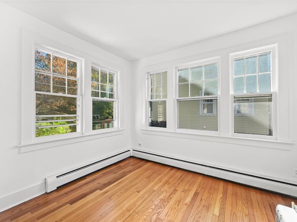 34 Lakeview Drive, Norwalk CT 06850