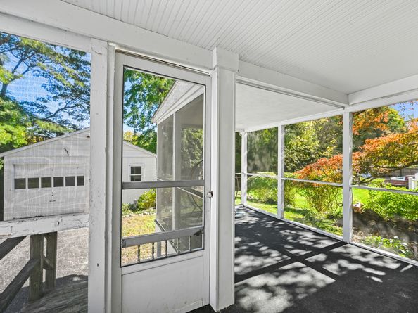 34 Lakeview Drive, Norwalk CT 06850