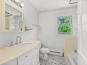 34 Lakeview Drive, Norwalk CT 06850