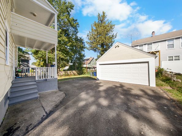 234 Savoy Street, Bridgeport CT 06606