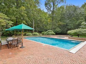 78 Londonderry Drive, Greenwich CT 06830