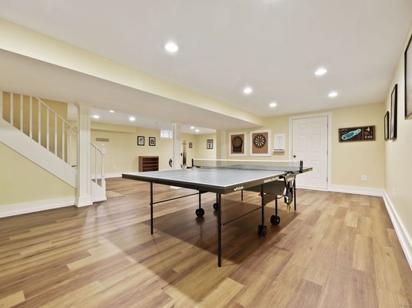 78 Londonderry Drive, Greenwich CT 06830