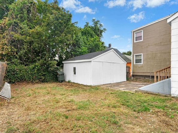 1158 Howard Avenue, Bridgeport CT 06605