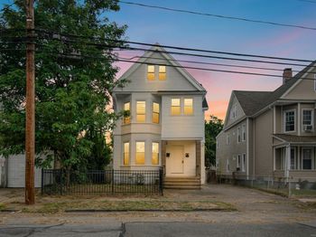 1158 Howard Avenue
