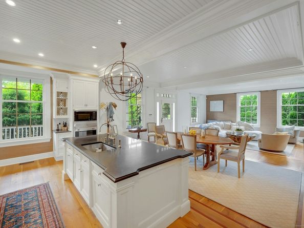 166 Rowayton Avenue 2, Norwalk CT 06853