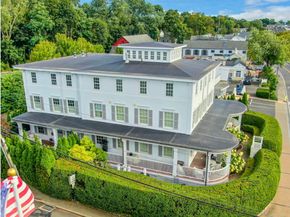 166 Rowayton Avenue 2, Norwalk CT 06853