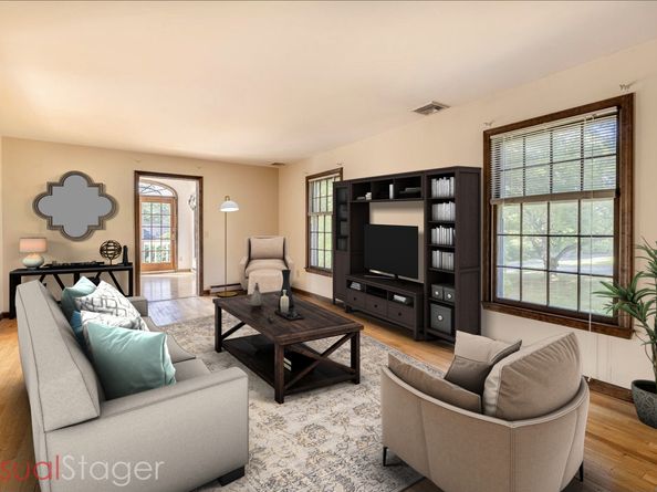 7 Delno Drive, Danbury CT 06811