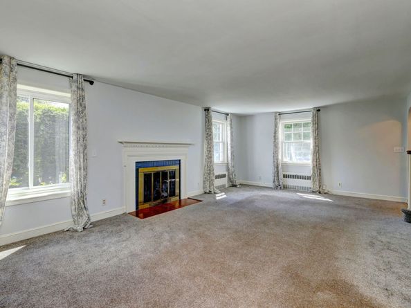 6020 Main Street, Trumbull CT 06611