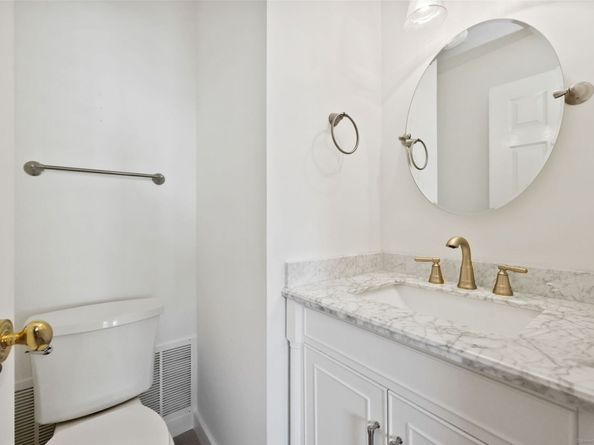 51 Hale Lane 51, Darien CT 06820