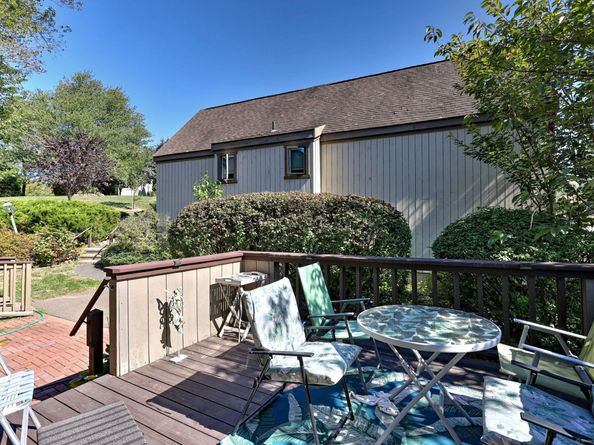 736 Quinnipiac Lane B, Stratford CT 06614