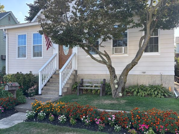 125 Sampson Street, Bridgeport CT 06606
